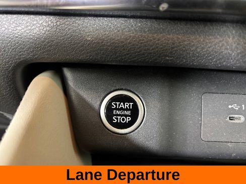 Used 2023 Nissan Rogue SL AWD/4WD image 18