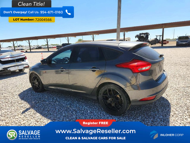 Used 2016 Ford Focus SE w/ Equipment Group 201A FWD image 3