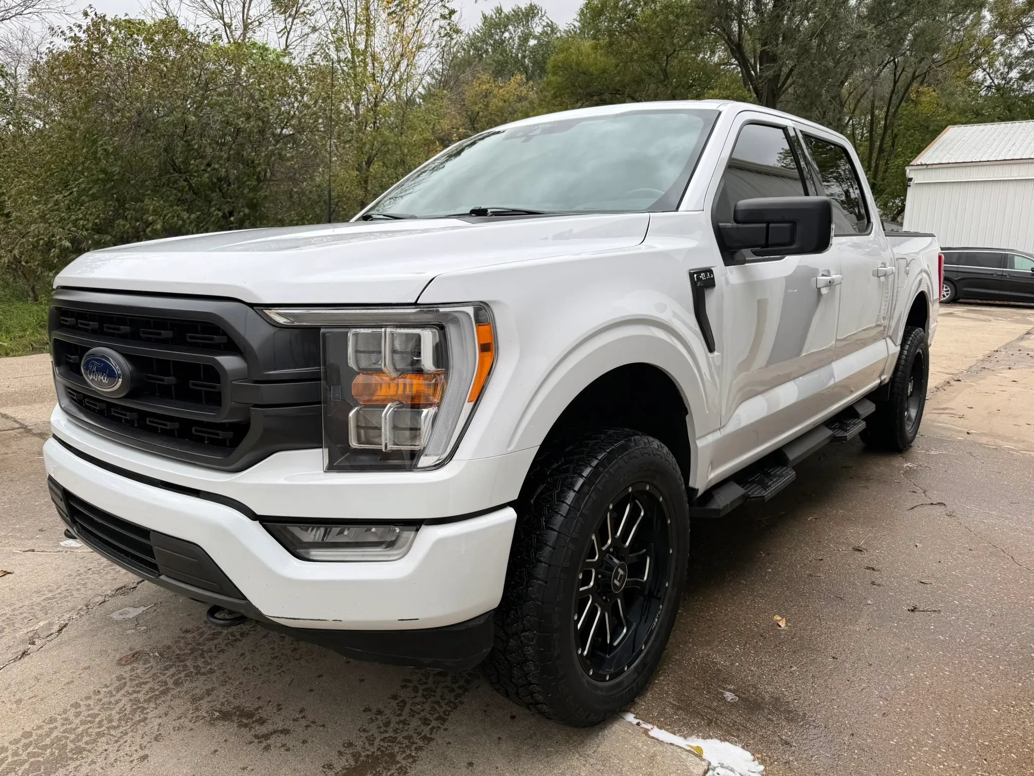 Used 2021 Ford F150 XLT w/ Equipment Group 302A High AWD/4WD image 3