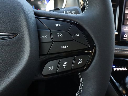 New 2026 Chrysler Pacifica Limited w/ S Appearance Package image 33