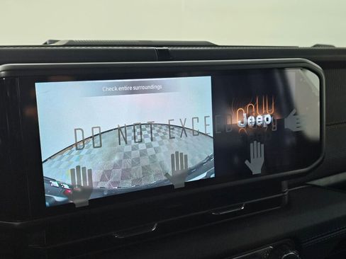 New 2026 Jeep Wrangler Unlimited Rubicon image 30