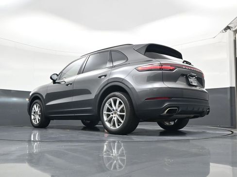 Used 2019 Porsche Cayenne AWD/4WD image 20
