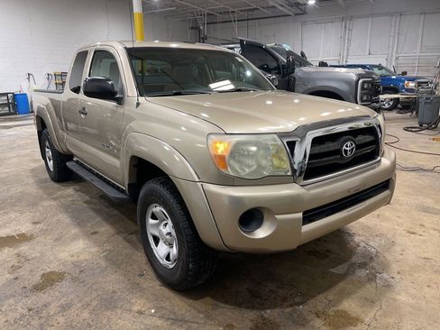 Used 2007 Toyota Tacoma 4x4 Access Cab image 3