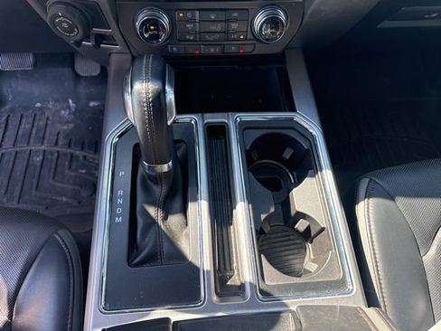 Used 2018 Ford F150 Platinum image 12