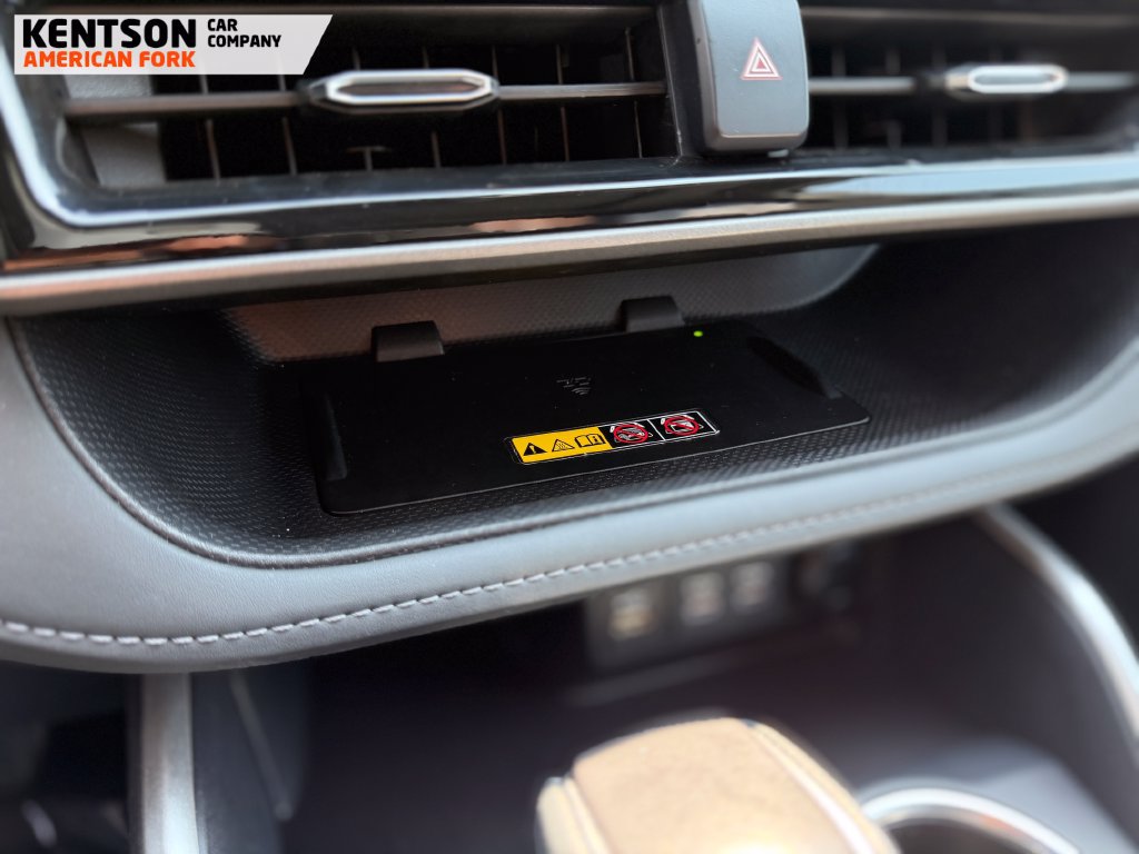 Used 2025 Toyota Highlander XLE AWD/4WD image 21