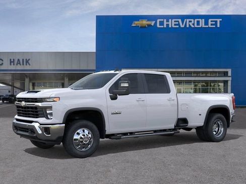 New 2026 Chevrolet Silverado 3500 LT w/ Texas Edition AWD/4WD image 2