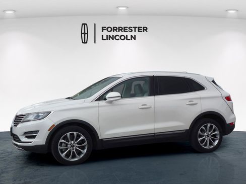 Used 2017 Lincoln MKC Select w/ Select Plus Package image 6