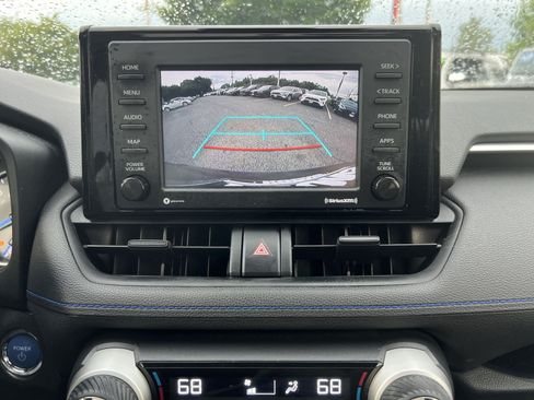 Used 2022 Toyota RAV4 SE w/ Convenience Package AWD/4WD image 19