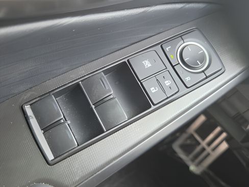 Used 2023 Lexus IS 350 F Sport AWD/4WD image 29