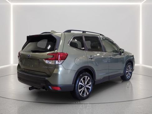 Used 2020 Subaru Forester Limited AWD/4WD image 5