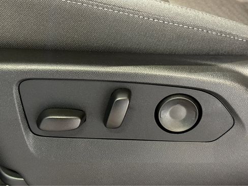 New 2025 Chevrolet Silverado 1500 LT image 16