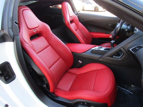 Used 2014 Chevrolet Corvette Stingray Coupe w/ 2LT Preferred Equipment Group image 13