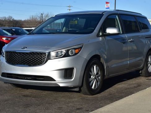 Used 2016 Kia Sedona LX w/ Option Group 020 image 13