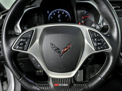 Used 2016 Chevrolet Corvette Z06 w/ 3LZ Preferred Equipment Group RWD image 27