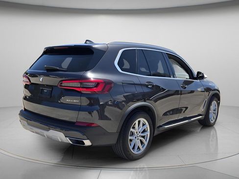 Used 2021 BMW X5 xDrive40i w/ Convenience Package AWD/4WD image 8