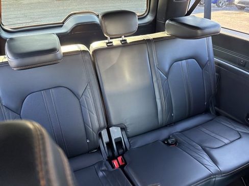 Used 2023 Ford Expedition Max Platinum image 16