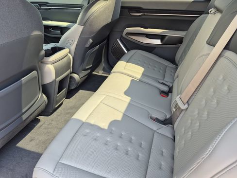 New 2026 Kia EV9 Wind AWD/4WD image 12