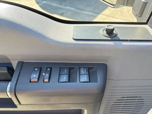 Used 2015 Ford F350 XL image 28