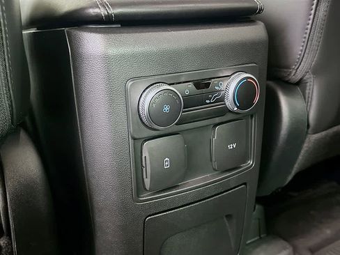 Certified 2022 Ford Explorer XLT w/ Equipment Group 202A image 13