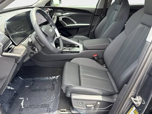 Certified 2025 Audi Q5 Premium w/ Premium Plus AWD/4WD image 16