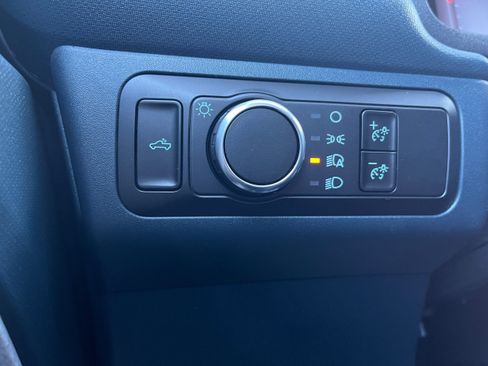 New 2026 Ford Maverick XLT image 19