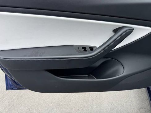 Used 2018 Tesla Model 3 Long Range AWD/4WD image 14