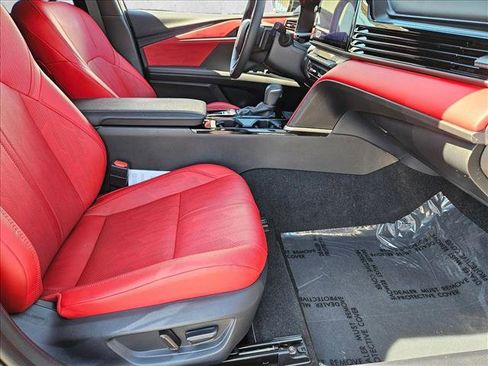 Used 2025 Toyota Camry XSE FWD image 18