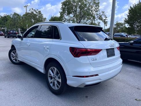 Used 2023 Audi Q3 2.0T Premium image 3