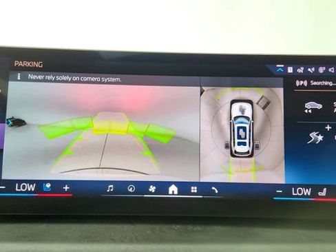 Used 2025 BMW X7 xDrive40i w/ Executive Package image 51