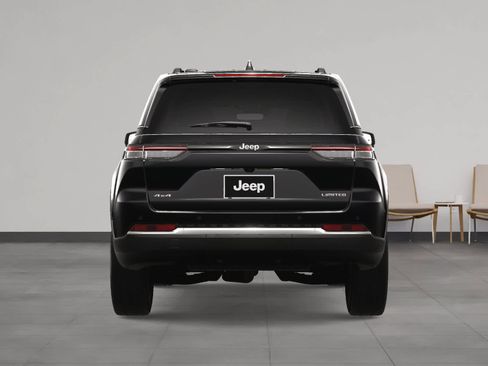 New 2025 Jeep Grand Cherokee Limited image 10
