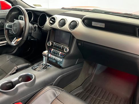 Used 2015 Ford Mustang Premium RWD image 20