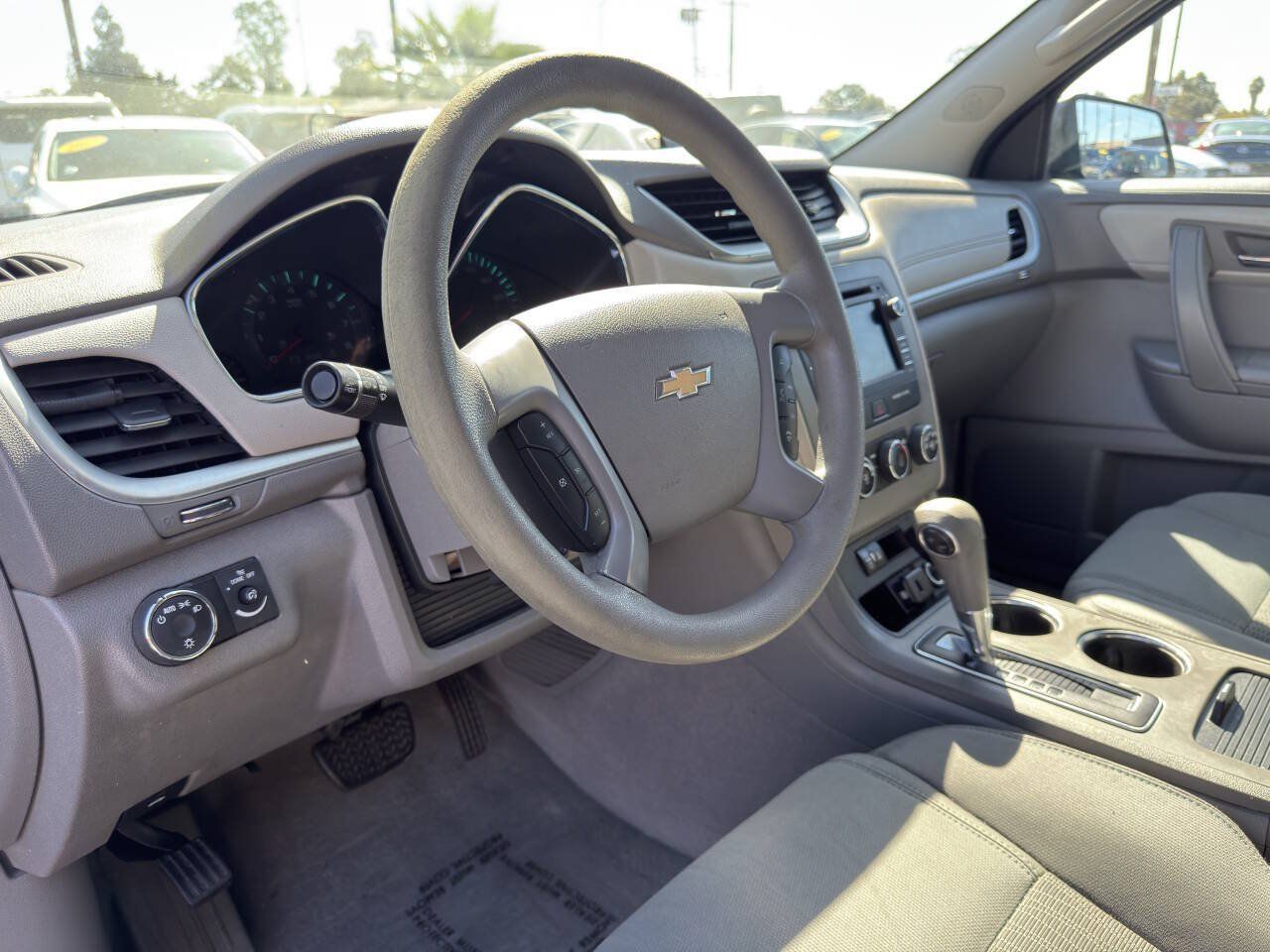Used 2016 Chevrolet Traverse LS w/ LPO, 'HIT The Road' Package FWD image 16