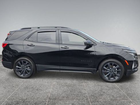 Certified 2024 Chevrolet Equinox RS FWD image 2