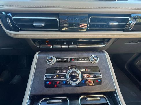 Used 2021 Lincoln Aviator Reserve w/ Equipment Group 202A image 21