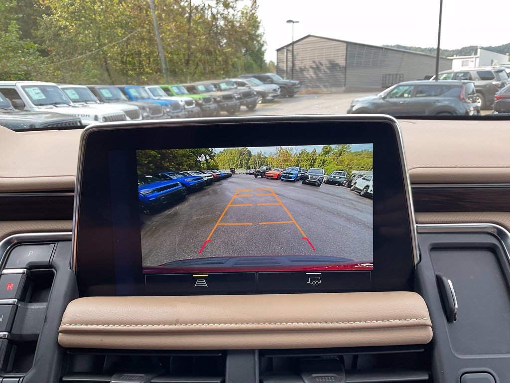Used 2023 Chevrolet Tahoe Premier AWD/4WD image 18