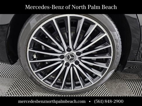 Used 2024 Mercedes-Benz C 300 Sedan image 16