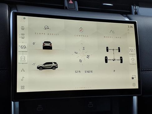New 2025 Land Rover Discovery Sport Dynamic SE image 20