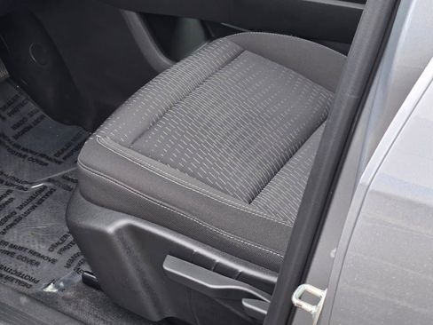 Used 2025 Chevrolet Equinox LT image 22