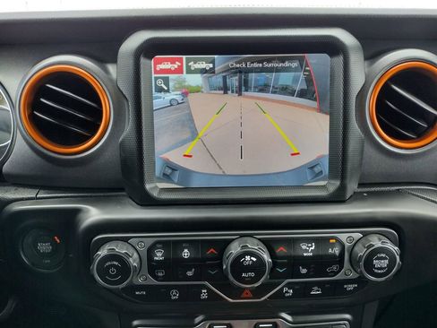 Used 2021 Jeep Gladiator Mojave w/ Dual Top Group AWD/4WD image 25