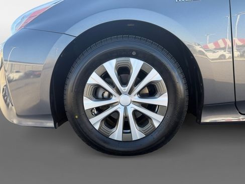 Used 2016 Toyota Prius Two image 14