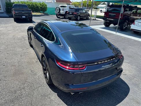 Used 2018 Porsche Panamera 4S AWD/4WD image 5