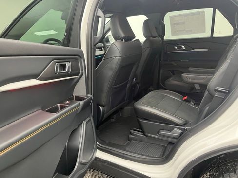 New 2026 Ford Explorer Tremor w/ Tremor Convenience Package image 30