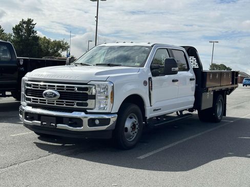 New 2024 Ford F350 XL w/ XL Chrome Package image 5