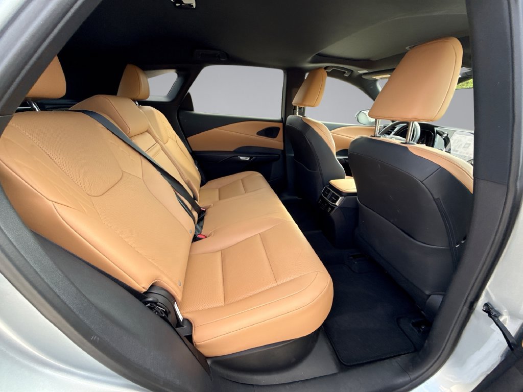 Certified 2026 Lexus RX 350 FWD w/ Accessory Package (Z1) image 17