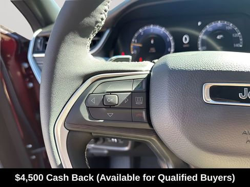 New 2025 Jeep Grand Cherokee L Altitude RWD image 34