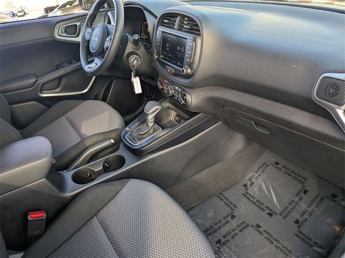 Used 2024 Kia Soul LX w/ Option Group 015 image 34
