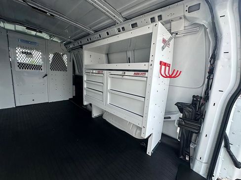 New 2025 GMC Savana 2500 w/ Enhanced Convenience Package image 12