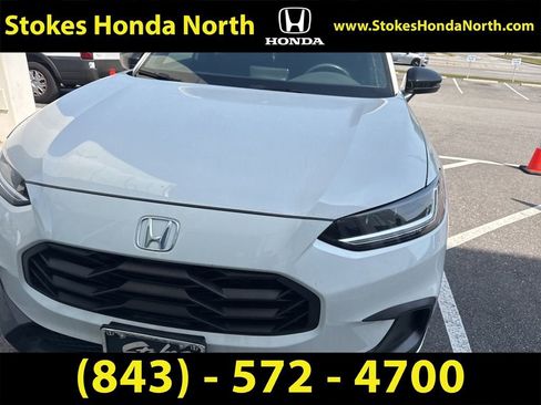 Used 2024 Honda HR-V Sport image 3