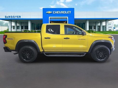 Used 2023 Chevrolet Colorado Trail Boss w/ Technology Package image 8