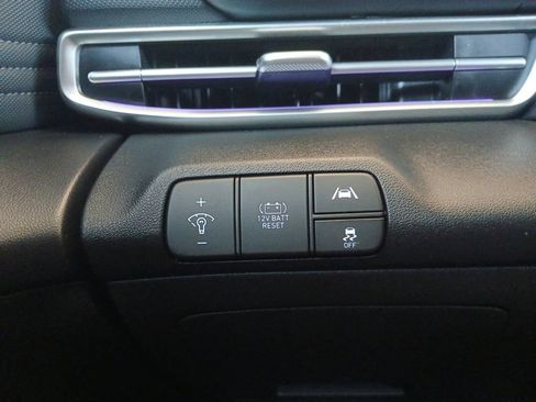 Used 2022 Hyundai Elantra Limited w/ Cargo Package FWD image 38